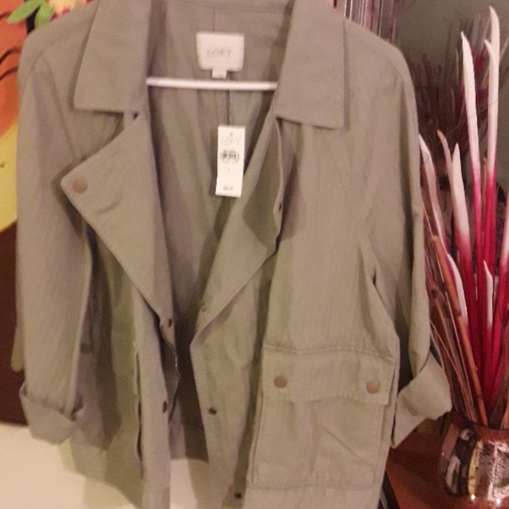 Loft jacket new large